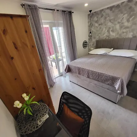 Lägenhet Nikmar Makarska