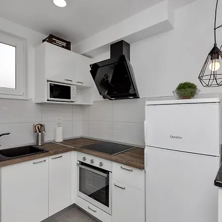 Apartment Nikmar *